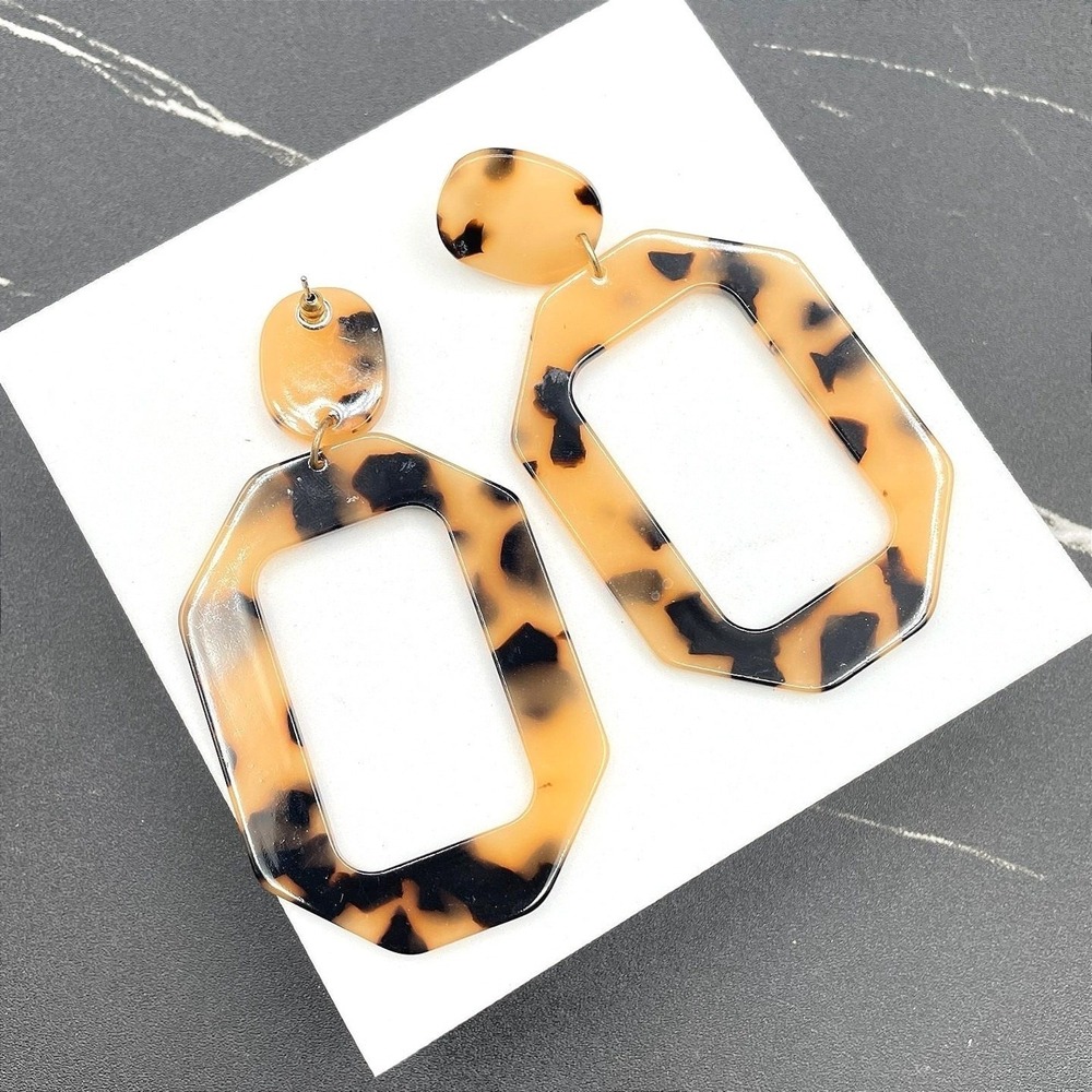 Vintage Classic Tortoiseshell Hexagon Chunky Hoop Dangle Push Back Earrings